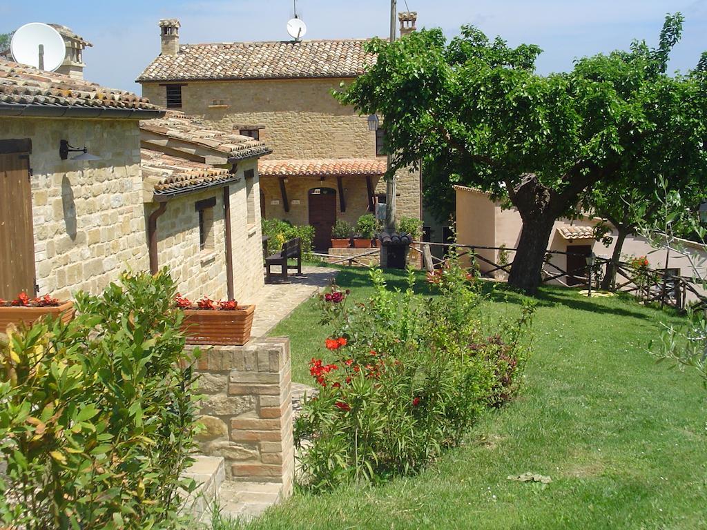 Agriturismo Tre Querce Penna San Giovanni Exterior photo