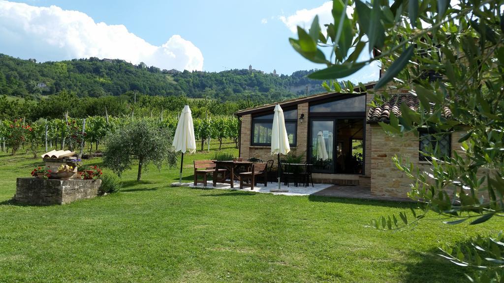 Agriturismo Tre Querce Penna San Giovanni Exterior photo