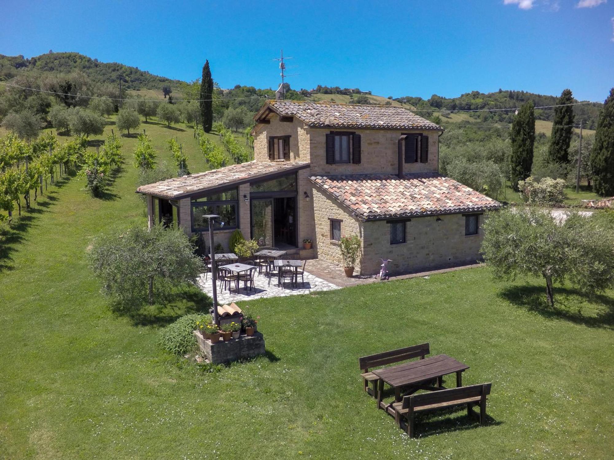 Agriturismo Tre Querce Penna San Giovanni Exterior photo