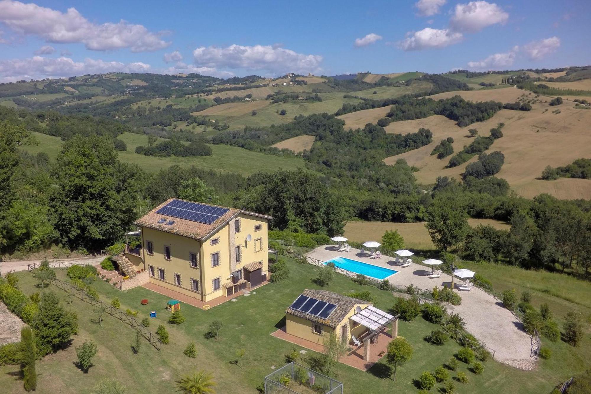 Agriturismo Tre Querce Penna San Giovanni Exterior photo